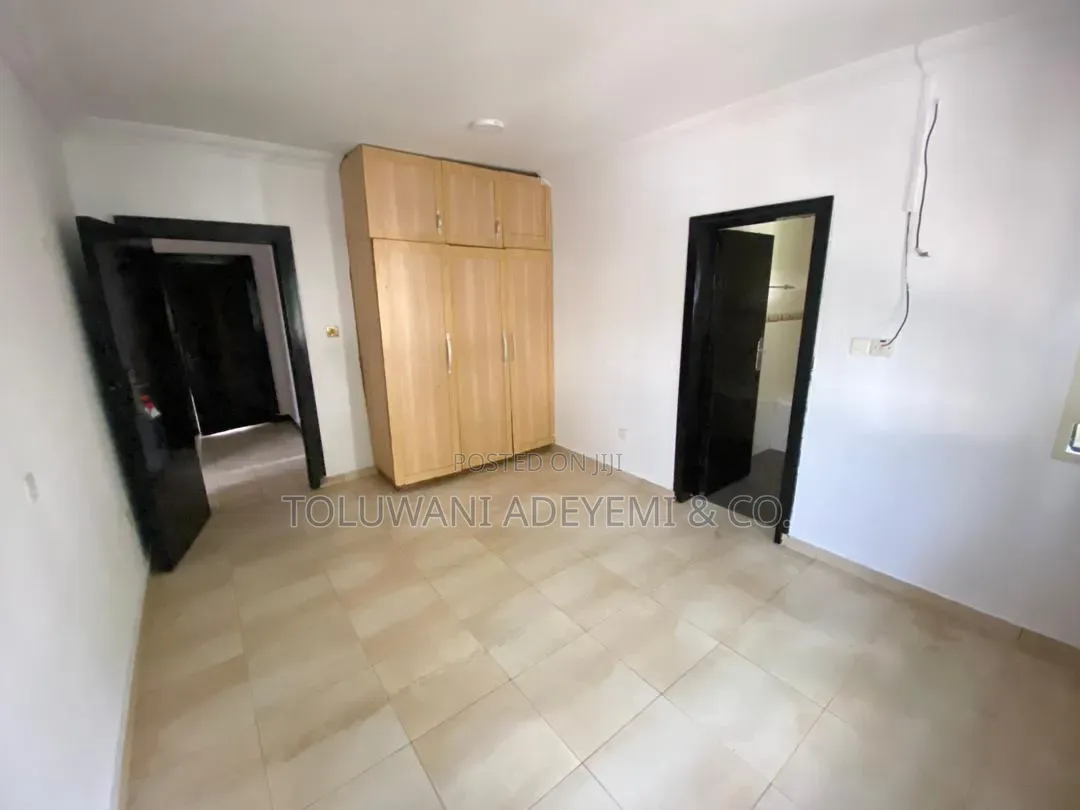 3bdrm Apartment in Lekki Phase 1 for rent in Lekki Phase 1