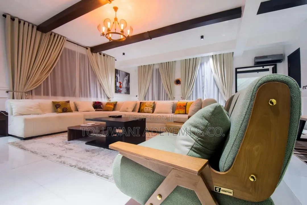 Furnished 3bdrm Maisonette in Lekki Phase 1 for rent in Lekki Phase 1