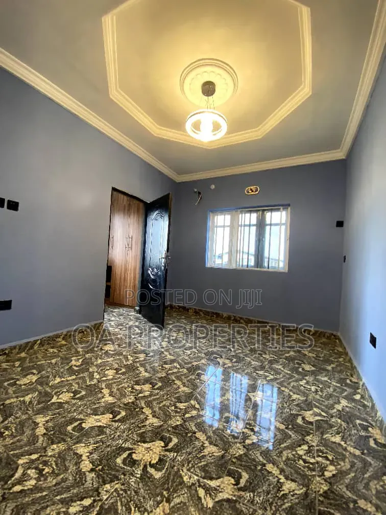 2bdrm Block of Flats in Ibadan for rent in Ibadan
