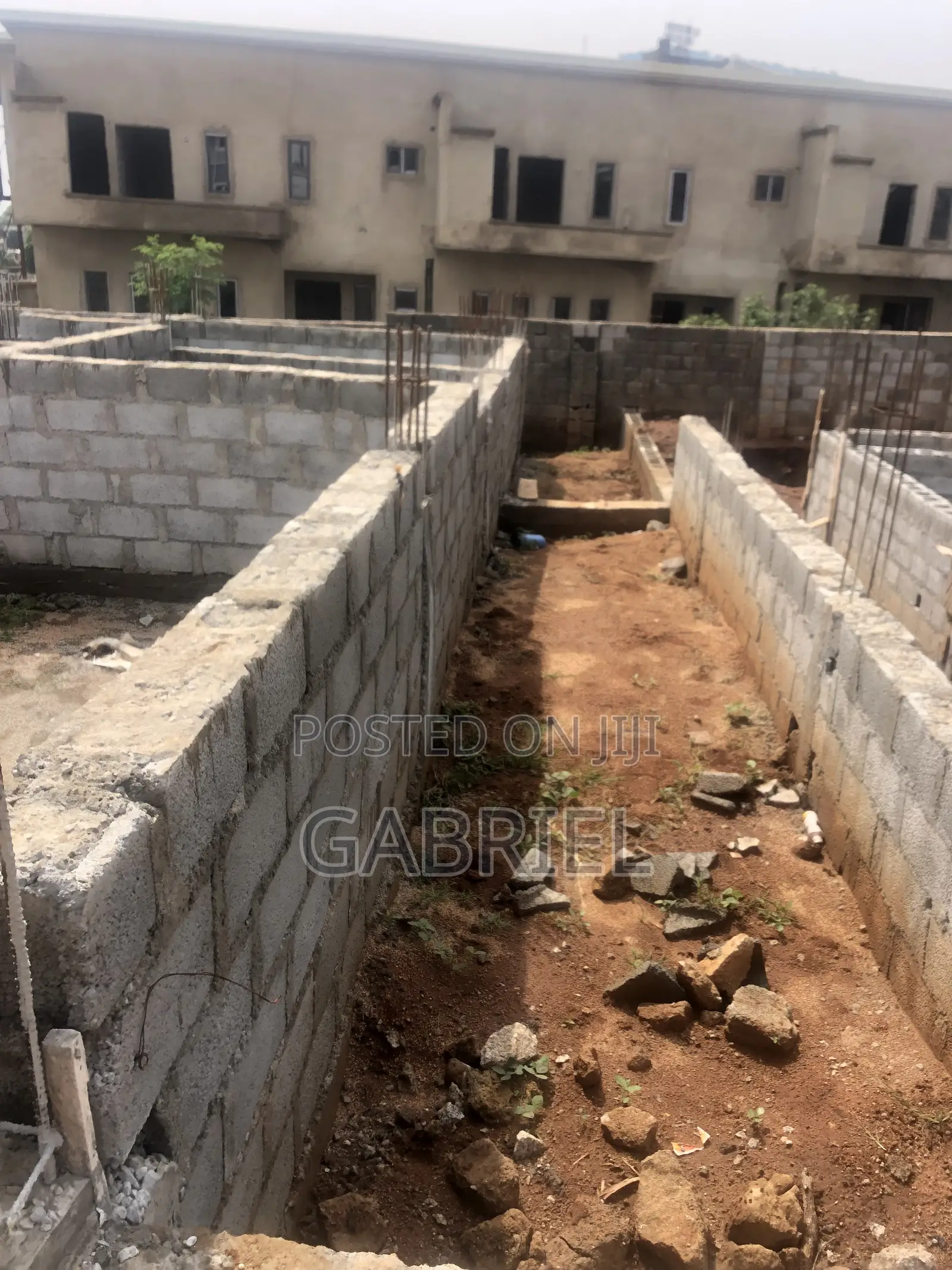 Land for Sale at Giveaway Price in Dawaki