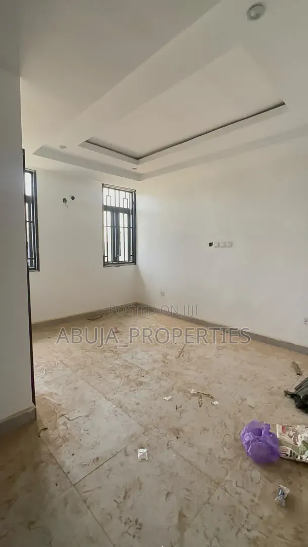 4bdrm Duplex in Mabushi for rent in Mabushi