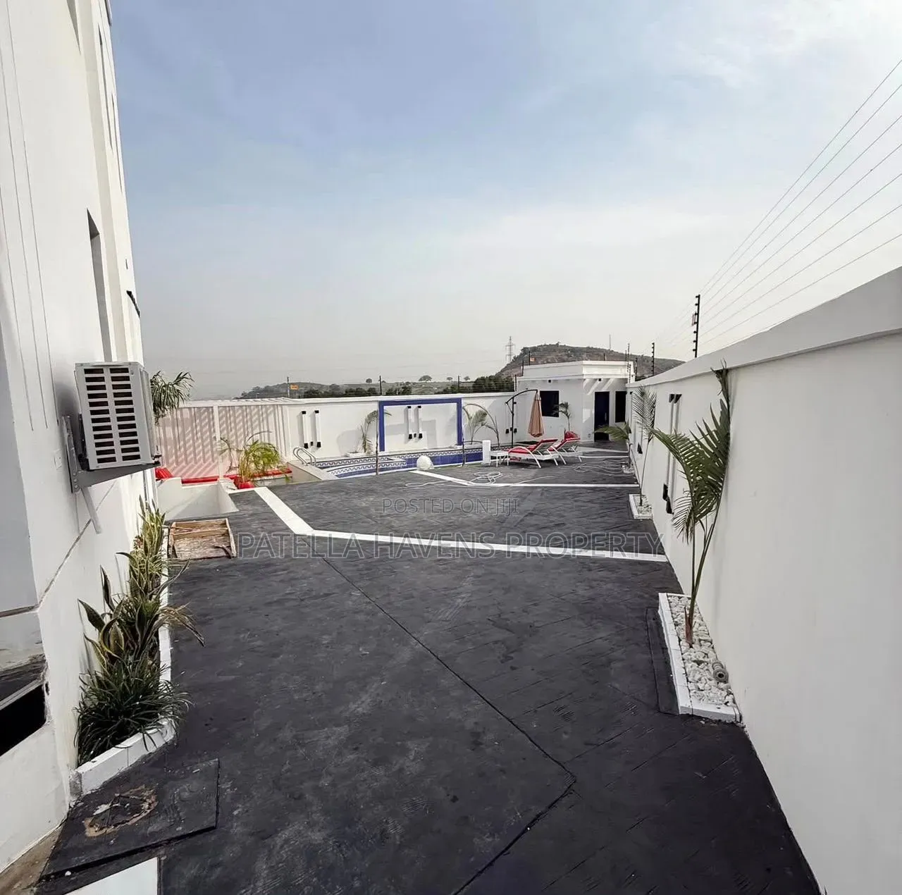 5bdrm Duplex in Guzape District for sale in Guzape District