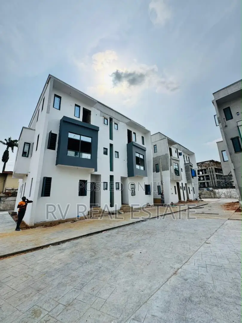 4bdrm Duplex in Opebi for sale in Opebi