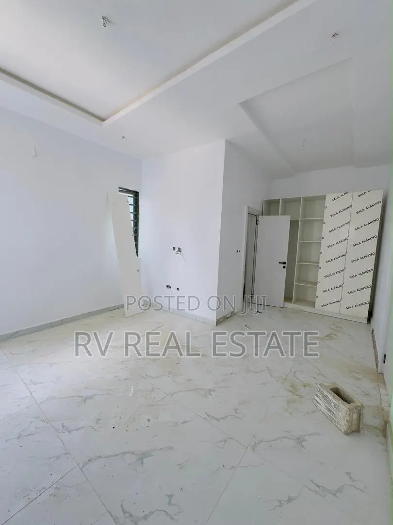 4bdrm Duplex in Opebi for sale in Opebi