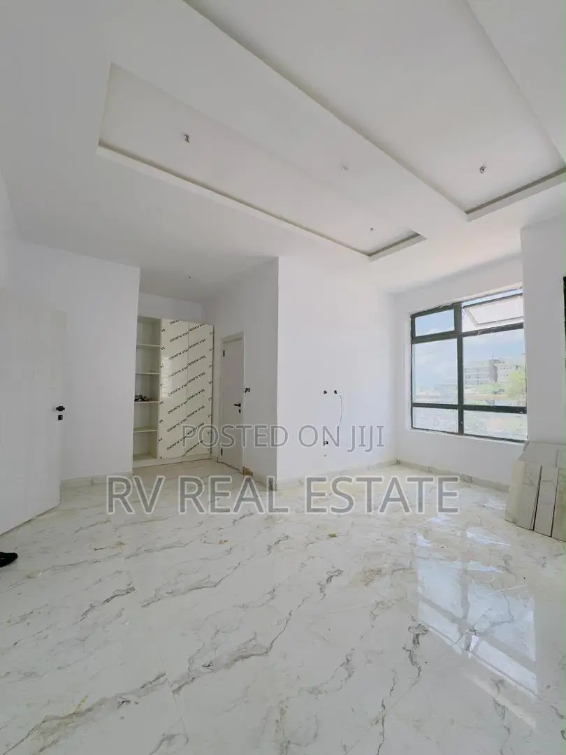 4bdrm Duplex in Opebi for sale in Opebi