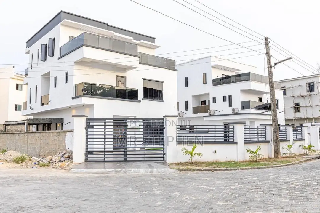 Furnished 4bdrm Duplex in Osapa london for sale in Osapa london