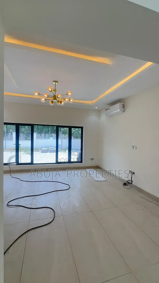 3bdrm Duplex in Maitama for rent in Maitama