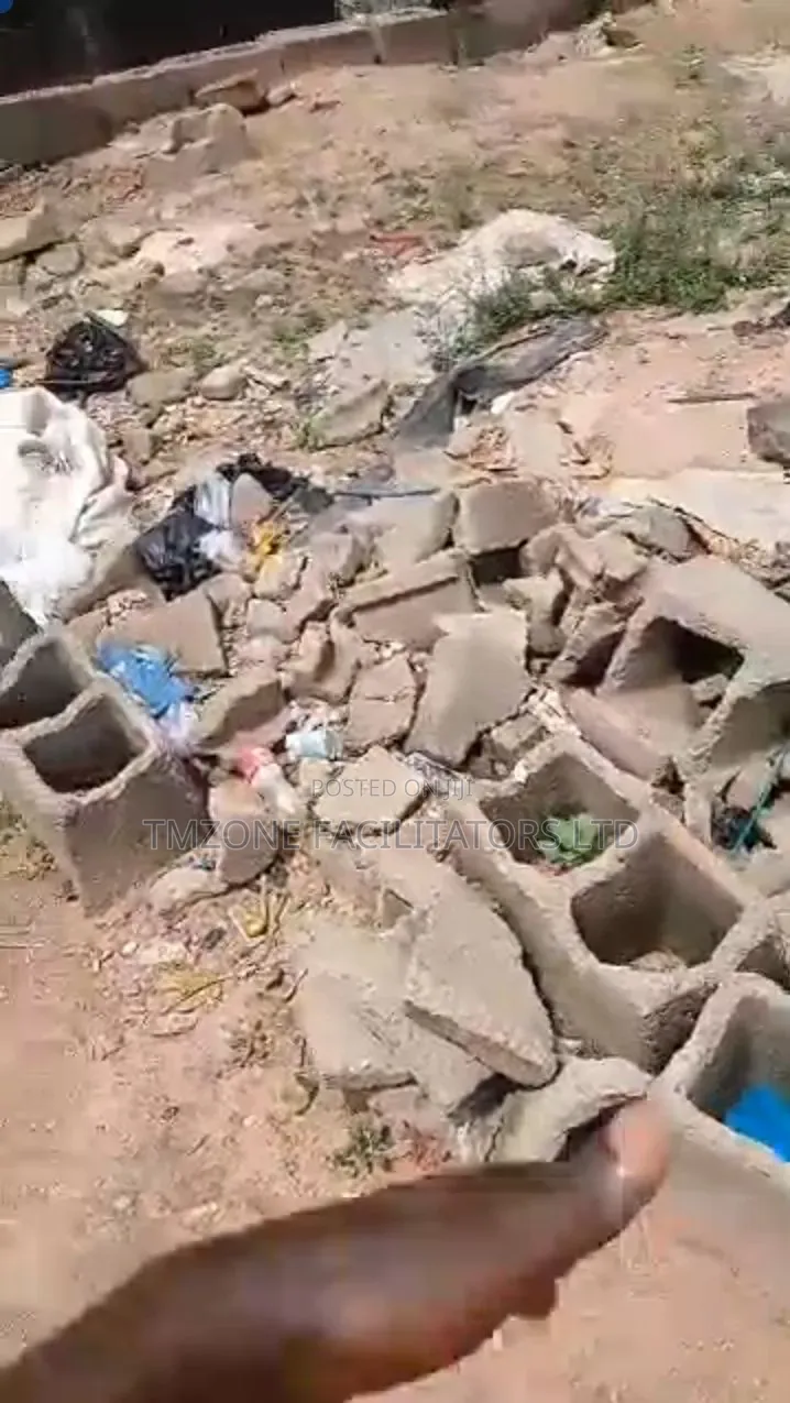 One and Half Plot of Land in Iyana Ipaja