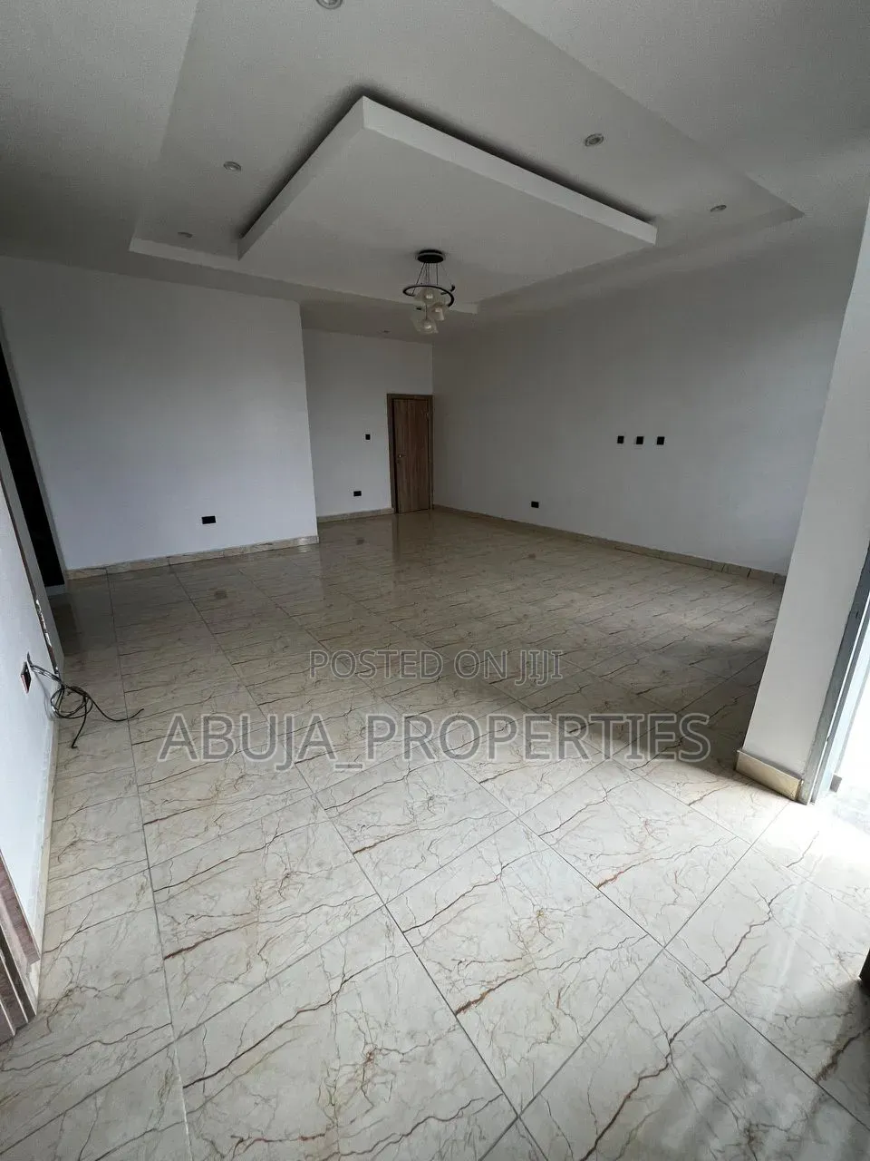 5bdrm Duplex in Life Camp for sale in Life Camp