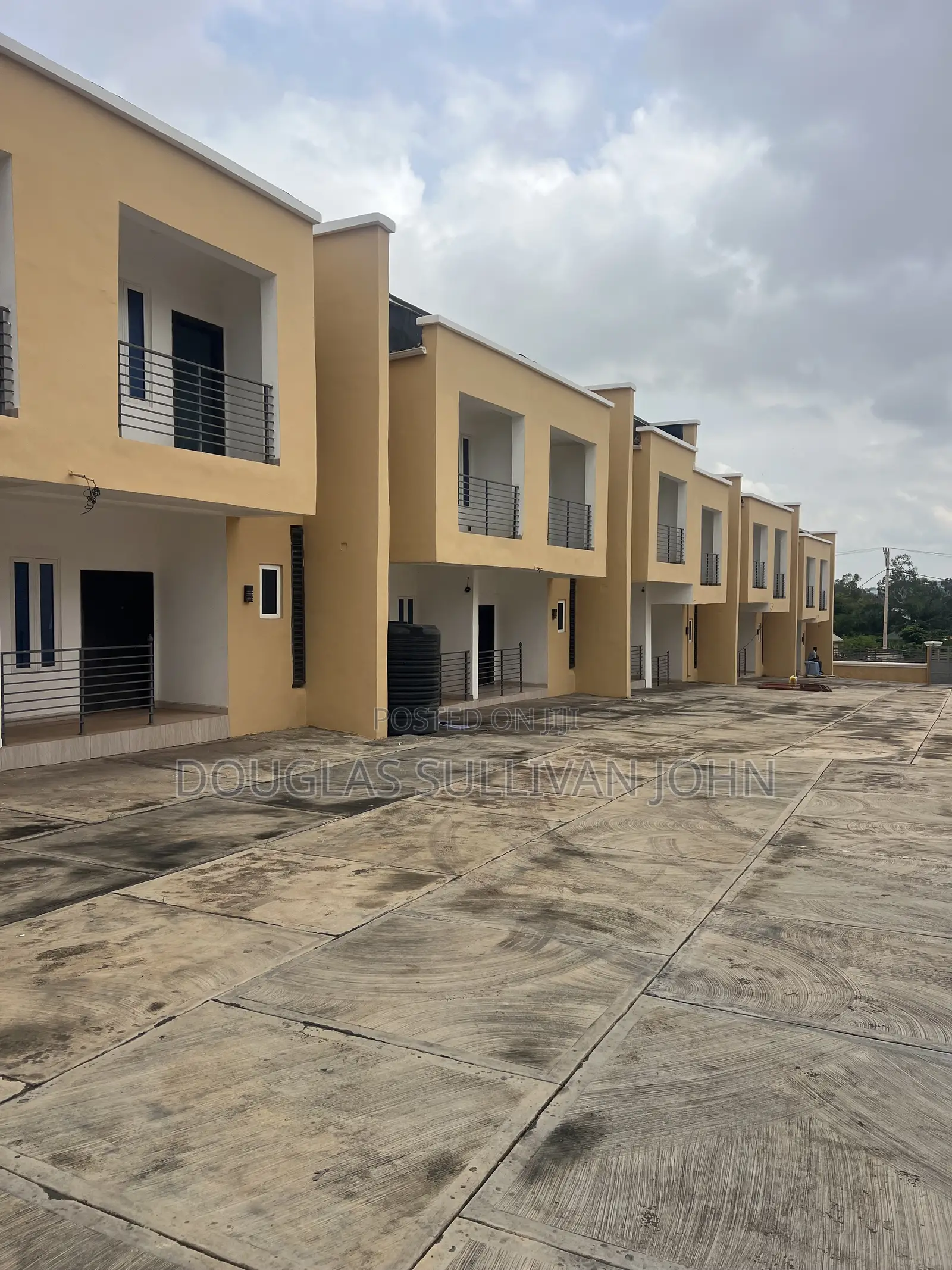 5bdrm Townhouse/Terrace in Independence Layout, Enugu for sale in Enugu