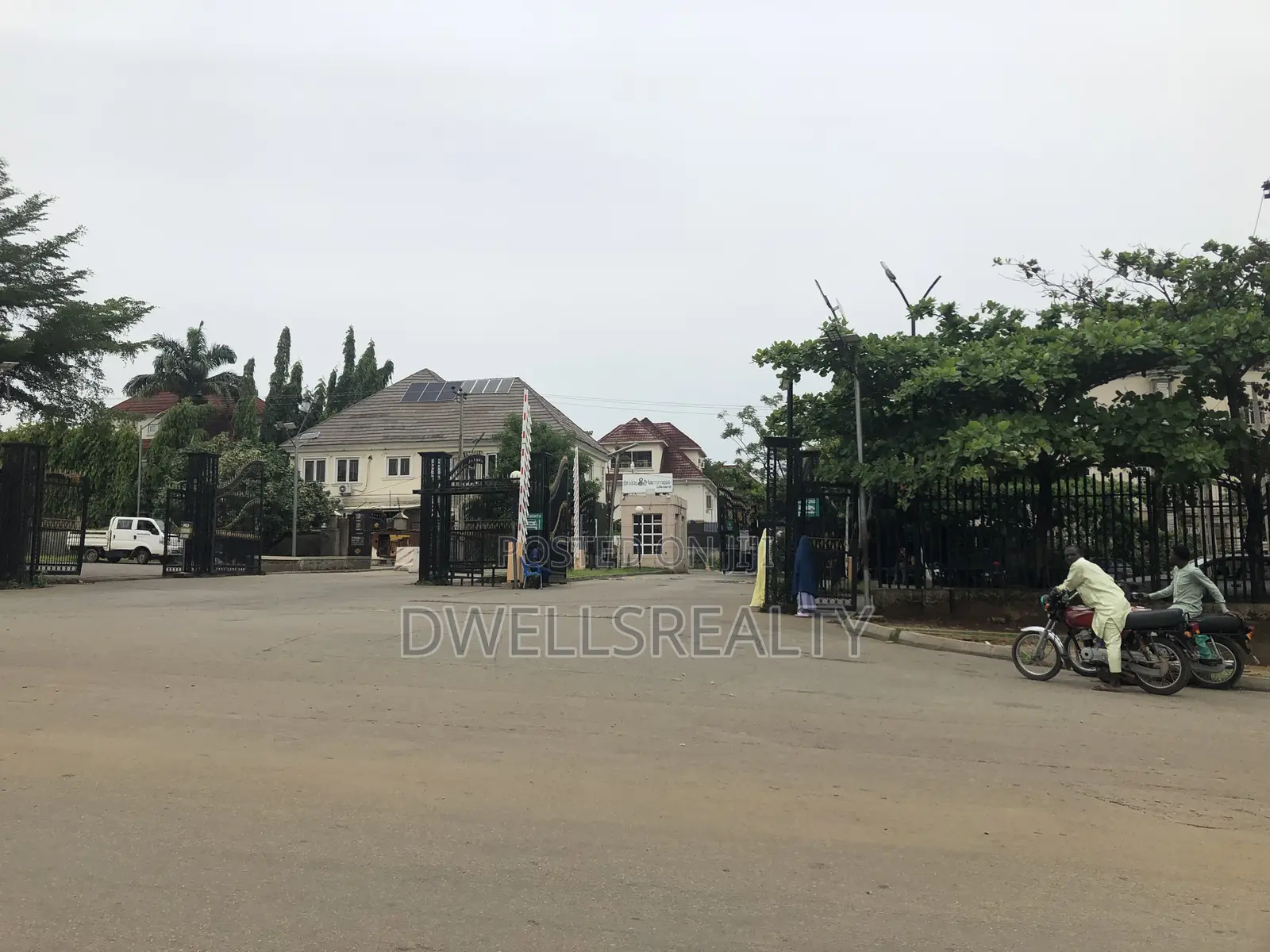 3bdrm Bungalow in Fha Estate Lugbe for sale in FHA