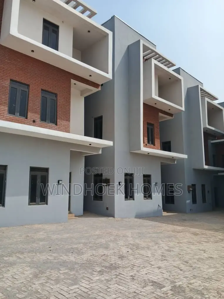 4bdrm Duplex in Mabushi for rent in Mabushi