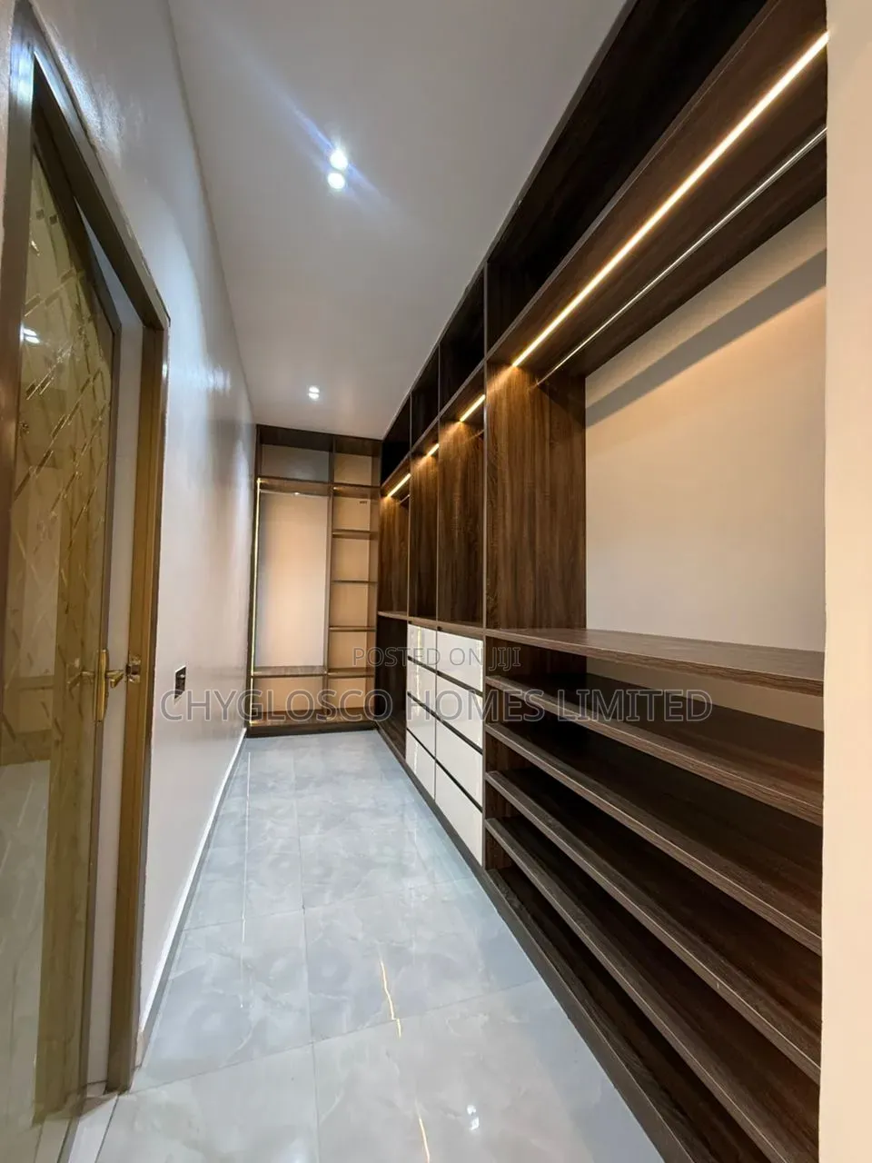 4bdrm Duplex in Rukpokwu for sale in Rukpokwu