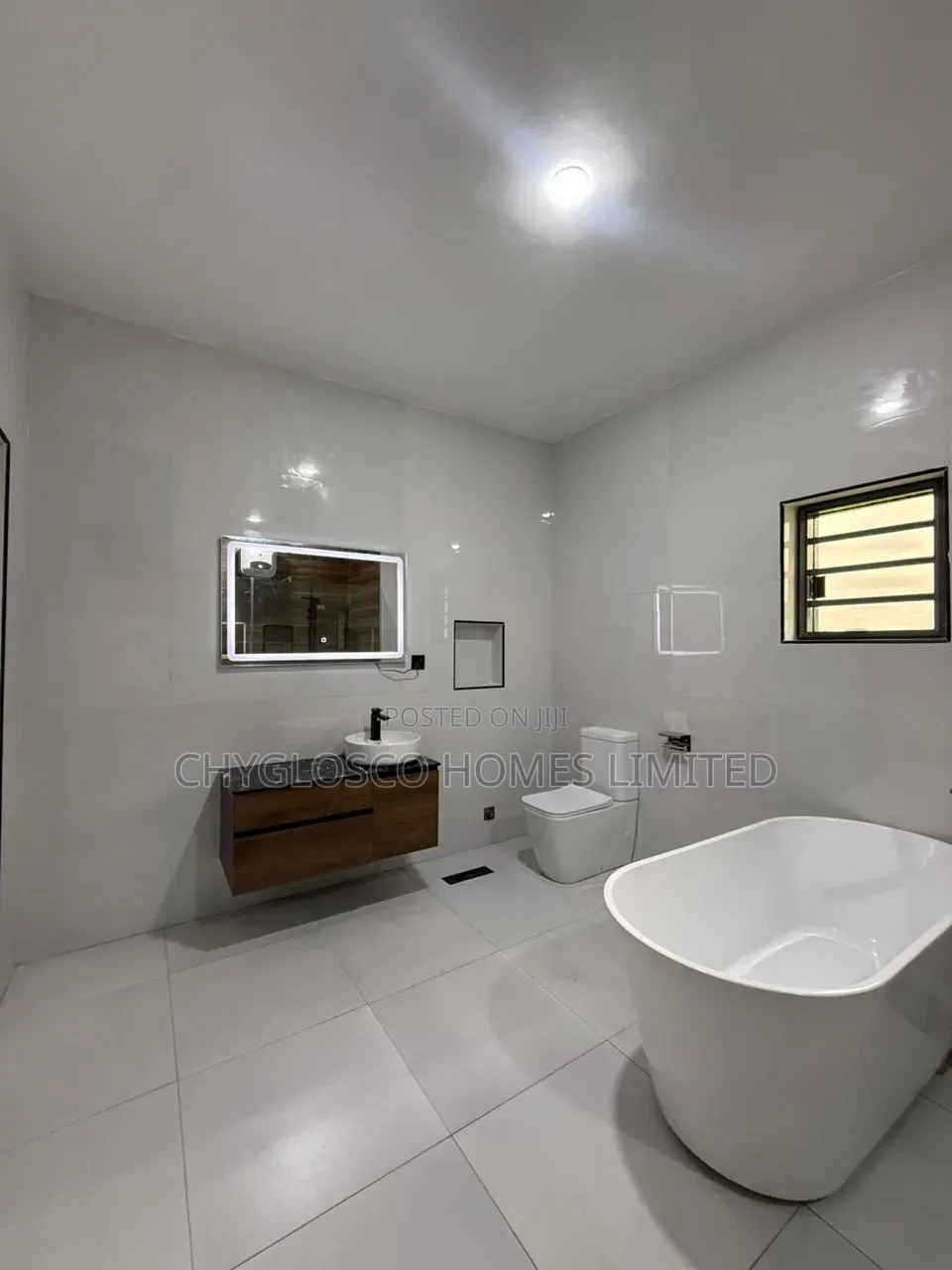 4bdrm Duplex in Rukpokwu for sale in Rukpokwu