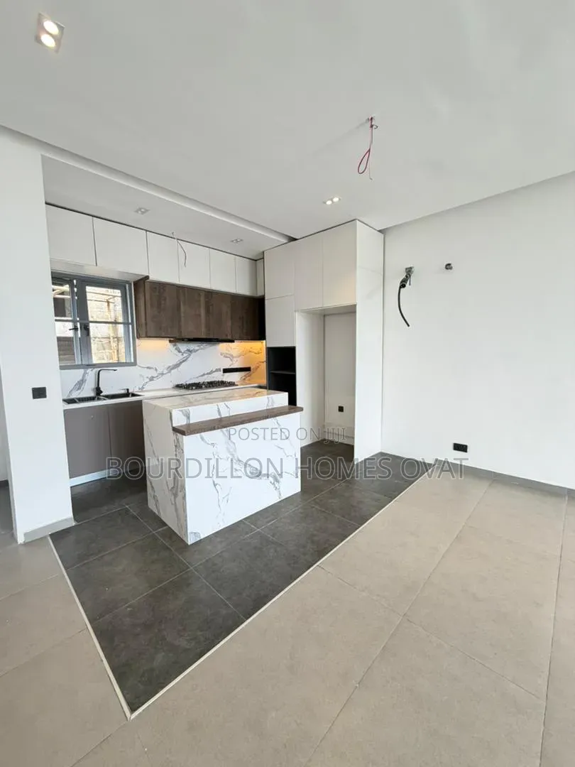 4bdrm Duplex in Lekki Phase 1 Lagos for sale in Lekki Phase 1