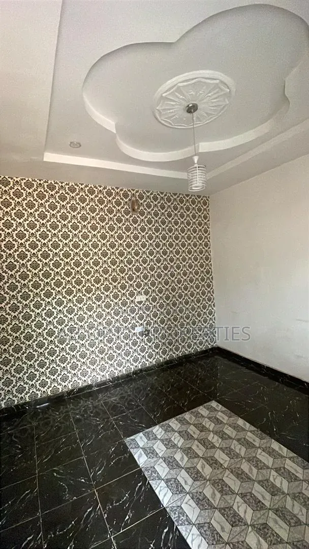 1bdrm Room & Parlour in Auchi Bypass, Egba, Benin City for rent in Benin City