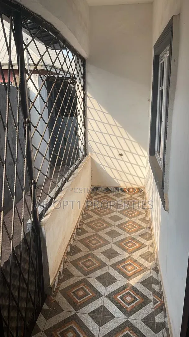1bdrm Room & Parlour in Auchi Bypass, Egba, Benin City for rent in Benin City