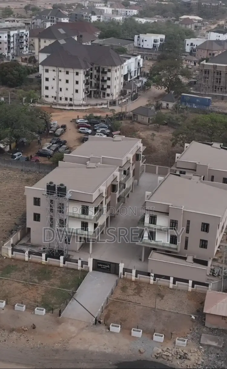 5bdrm Duplex in Ajwa, Kaura for sale in Kaura