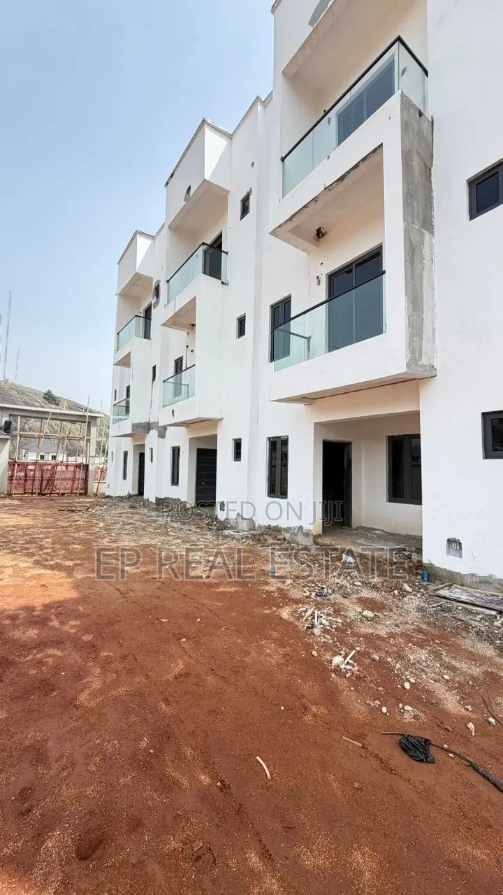 4bdrm Duplex in Katampe (Main) for sale in Katampe (Main)