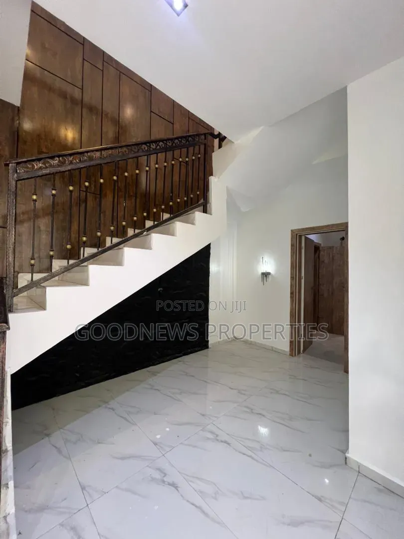 4bdrm Duplex in Vgc Harris Drive for rent in VGC / Ajah