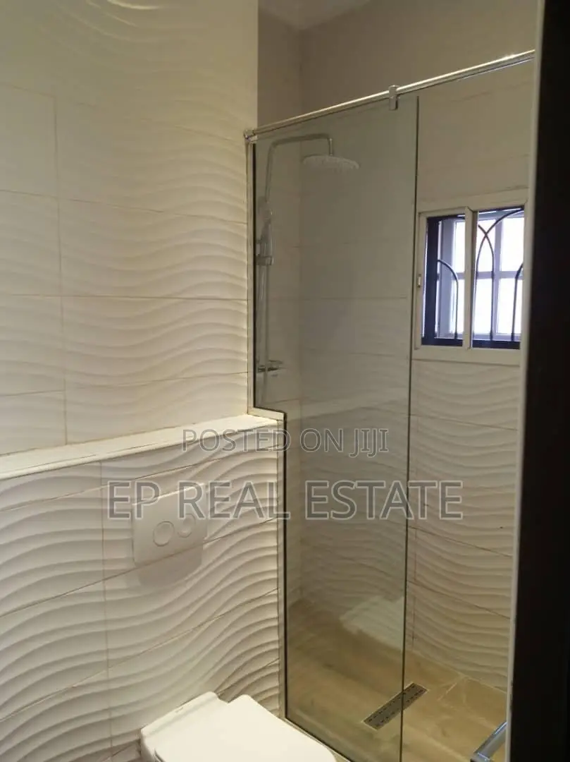 4bdrm Bungalow in Apo Resettlement for rent in Apo Resettlement