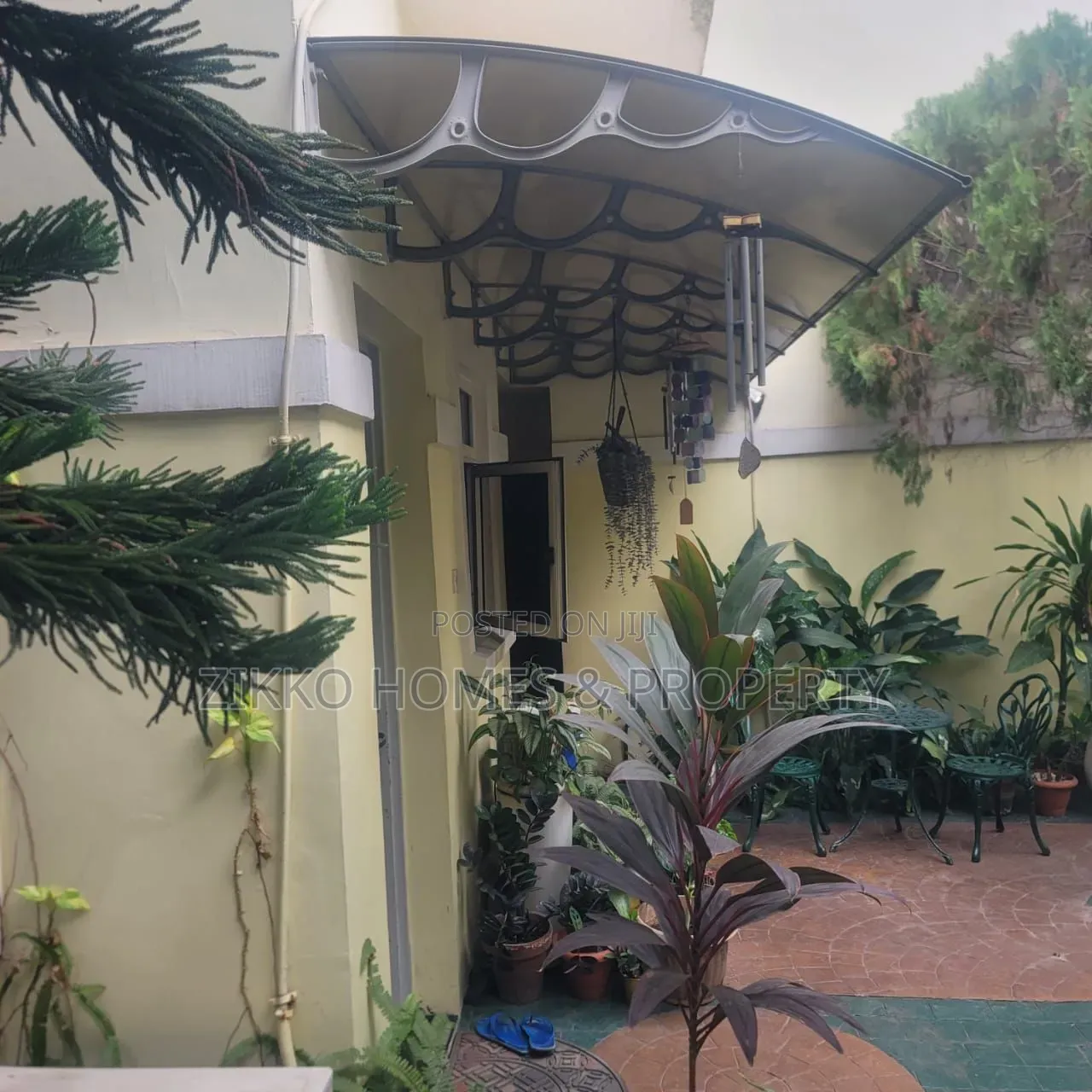 4bdrm Duplex in Vgc for sale in VGC / Ajah