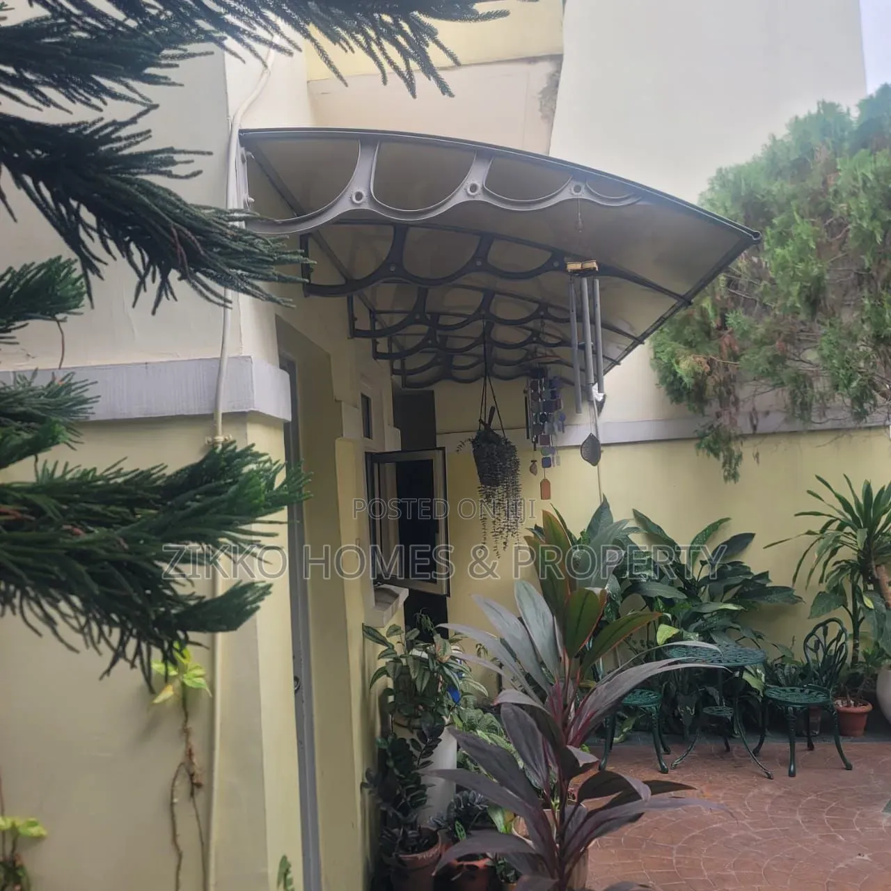 4bdrm Duplex in Vgc for sale in VGC / Ajah