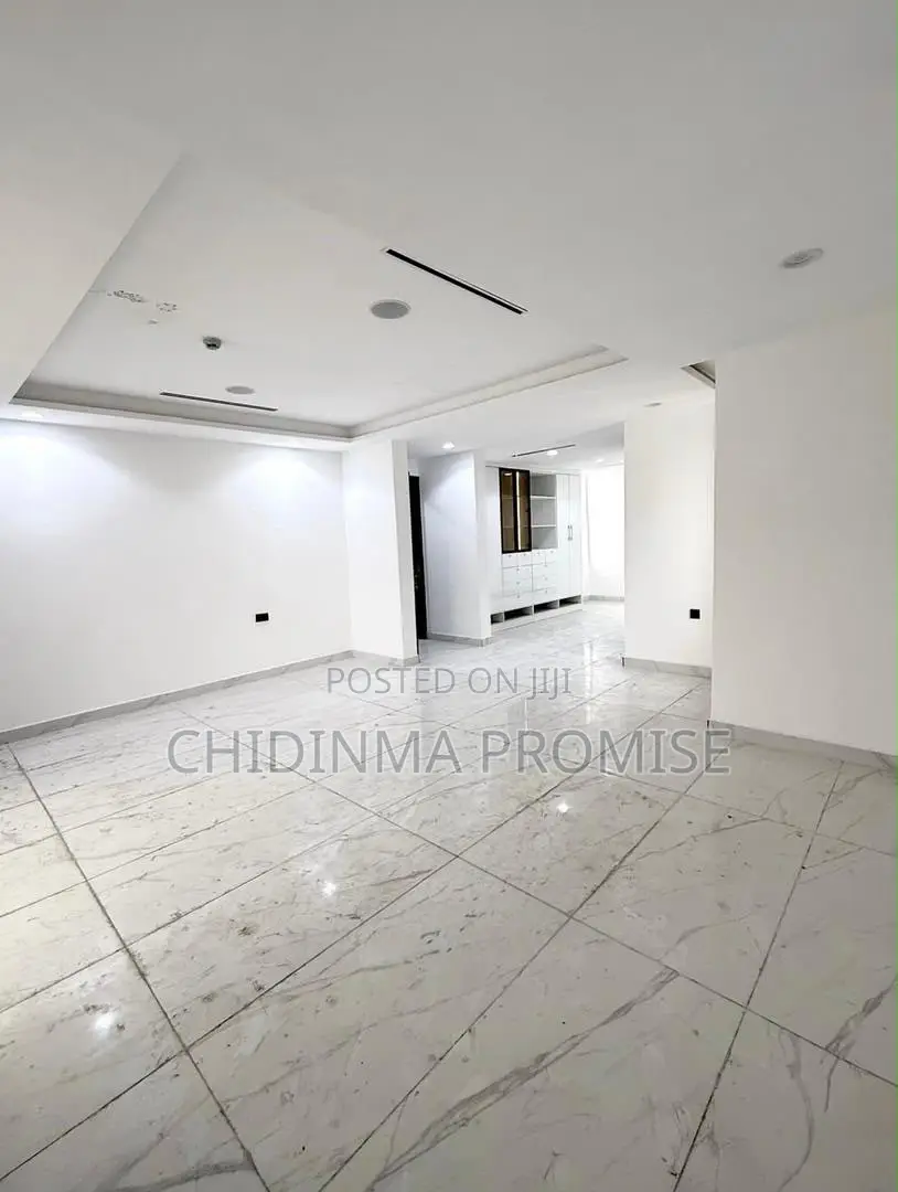 5bdrm Duplex in Guzape District for sale in Guzape District