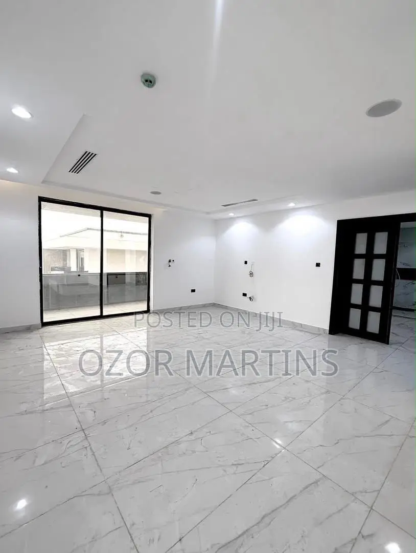 5bdrm Duplex in Guzape District for sale in Guzape District