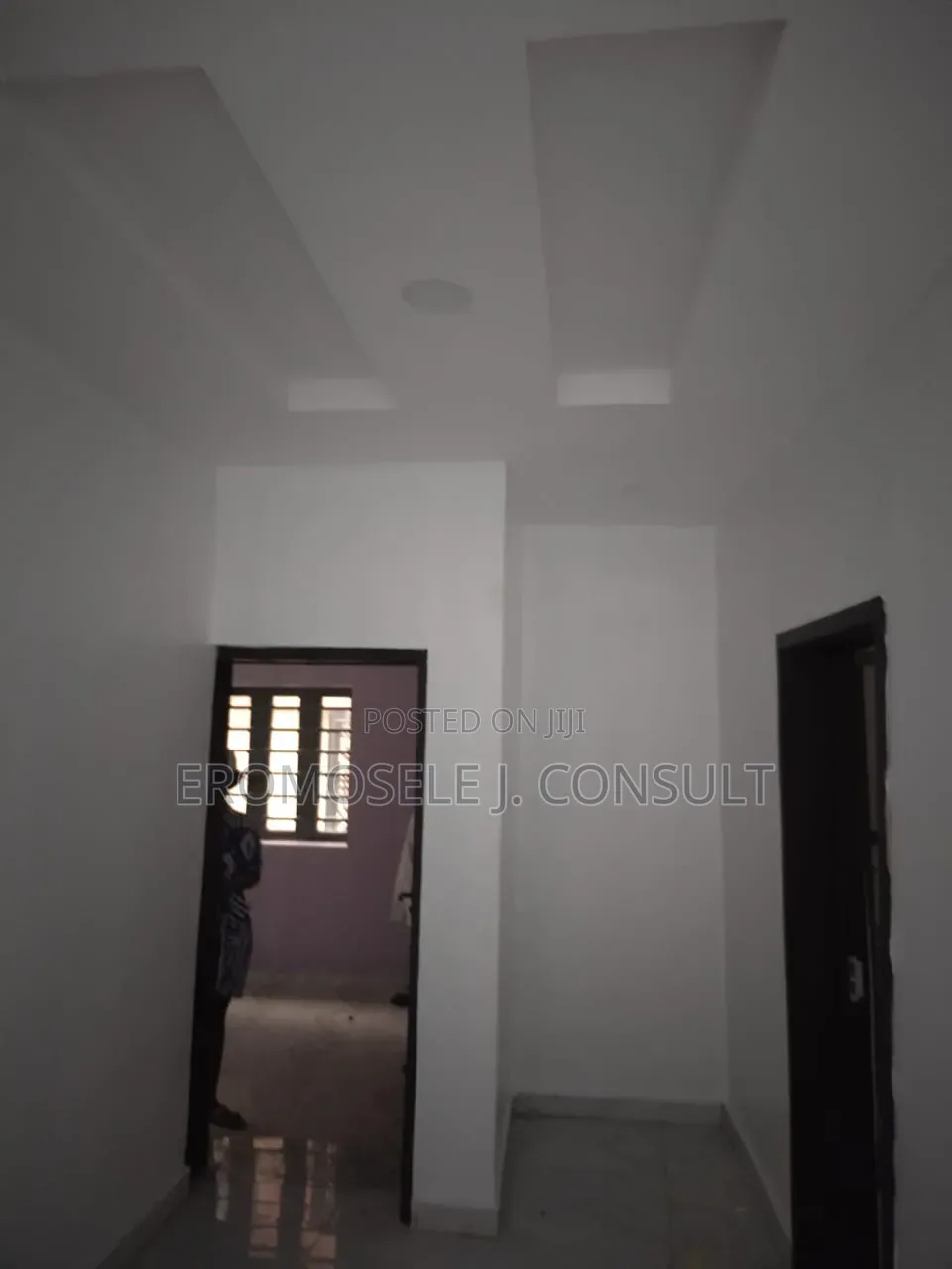 2bdrm Apartment in Aguda / Surulere for sale in Aguda / Surulere