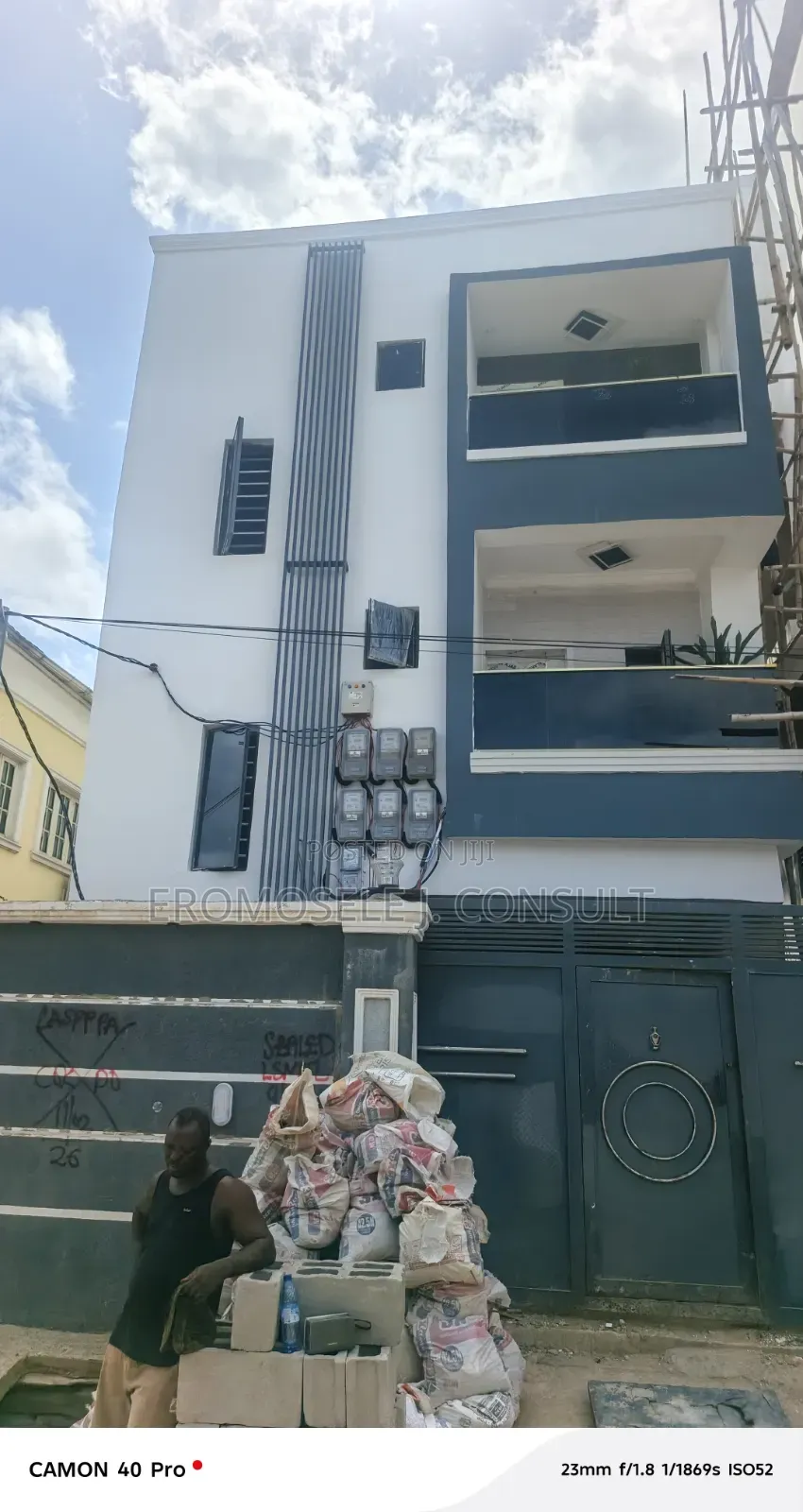 2bdrm Apartment in Aguda / Surulere for sale in Aguda / Surulere