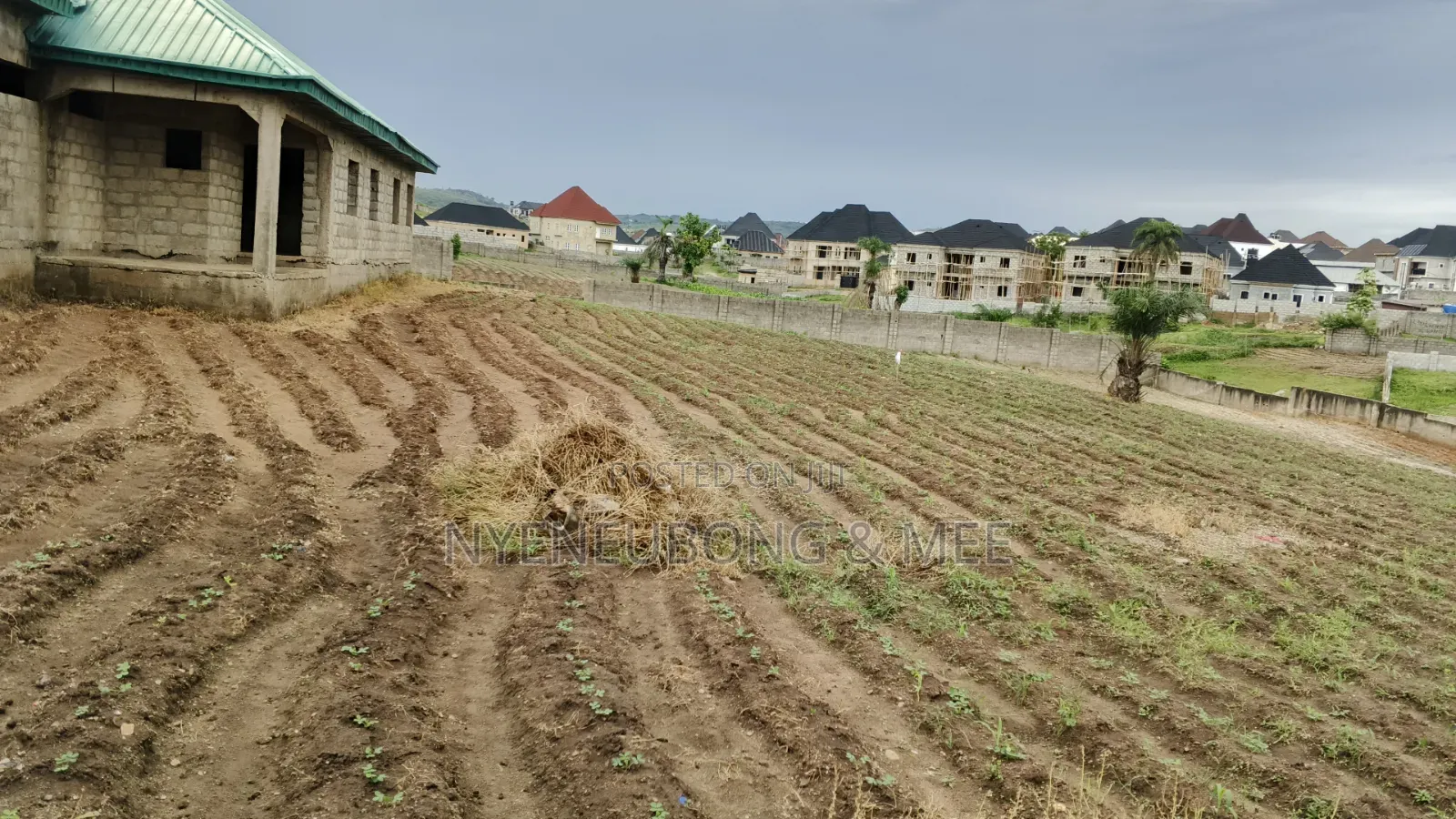 3200sqm Land For Sale in Phase 4 / Jikwoyi
