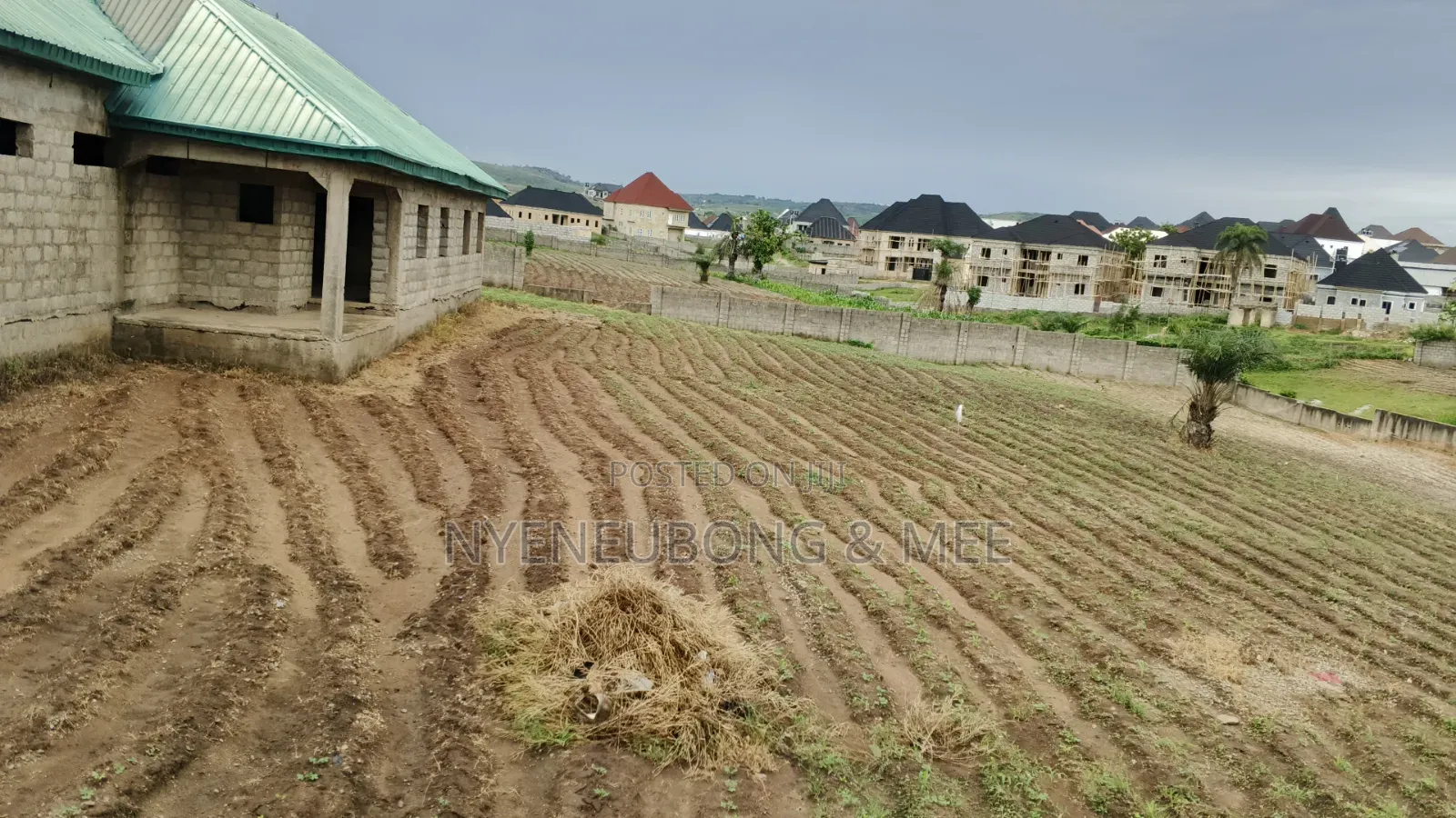 3200sqm Land For Sale in Phase 4 / Jikwoyi