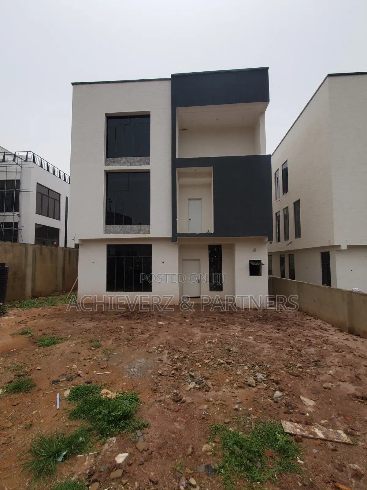 5bdrm Duplex in Asokoro for sale in Asokoro