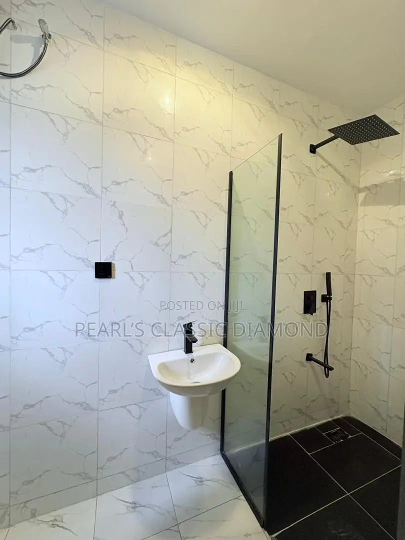 2bdrm Apartment in Ikate for sale in Ikate