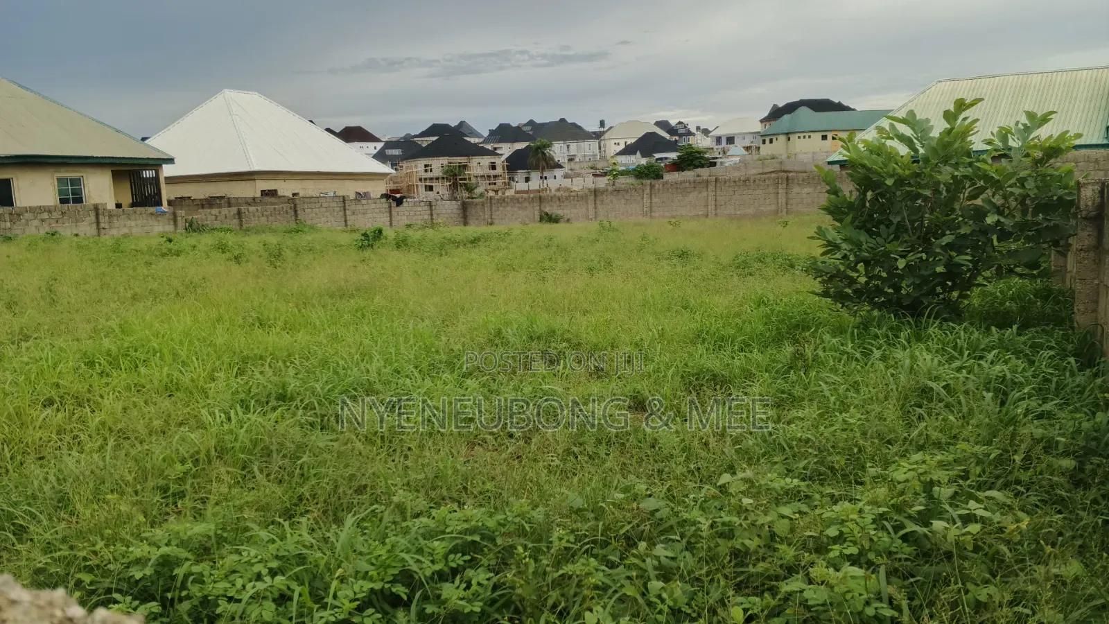 Virgin Land for Sale in Phase 4 / Jikwoyi