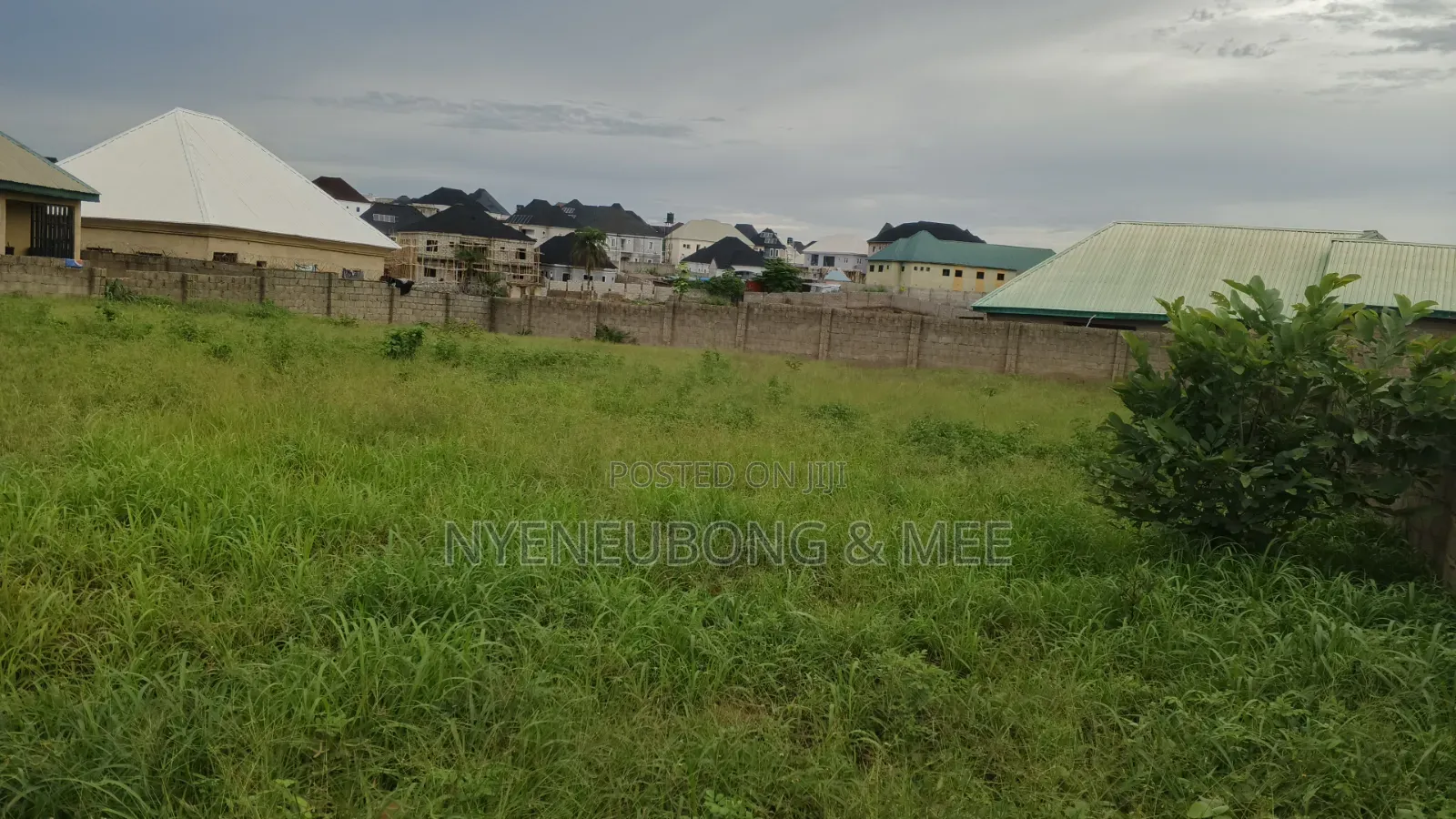 Virgin Land for Sale in Phase 4 / Jikwoyi