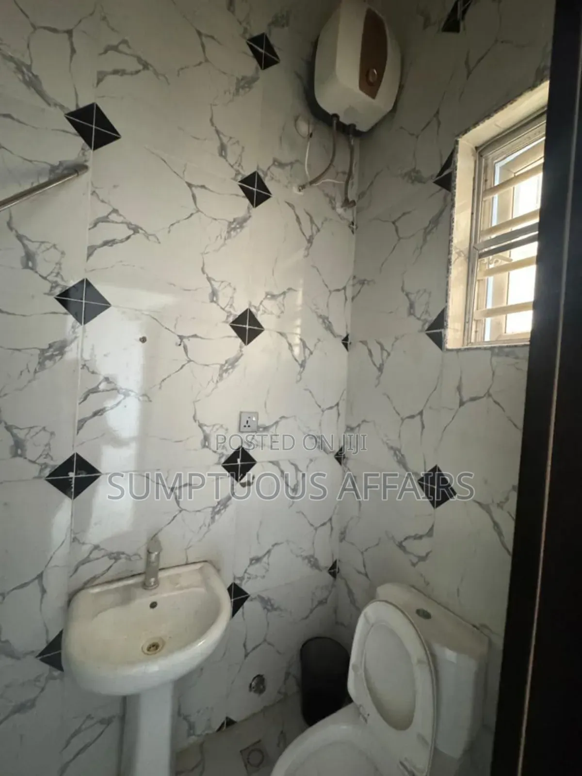 1bdrm Shared Apartment in Orchid Road, Lekki for rent in Lekki