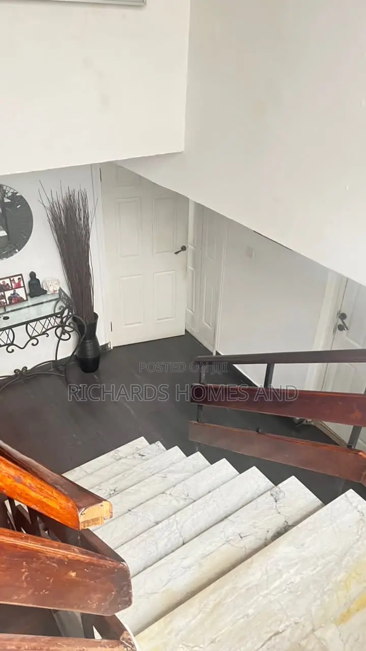 5 Bedrooms Commercial Property For Rent In Ikoyi in Old Ikoyi