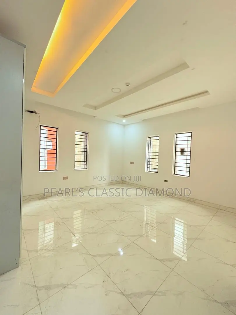 Beautiful 2 Bedroom Apartment For Sale in Ikate