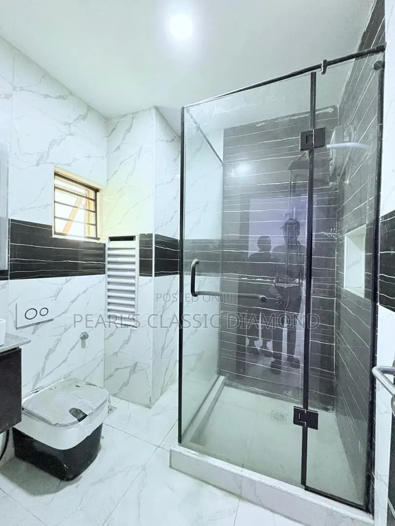 Beautiful 2 Bedroom Apartment For Sale in Ikate