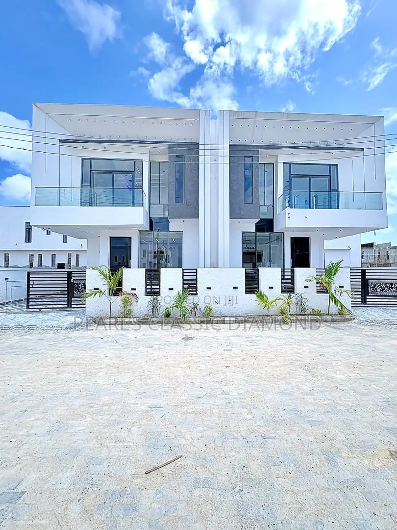 4bdrm Duplex in Ajah for sale in Ajah