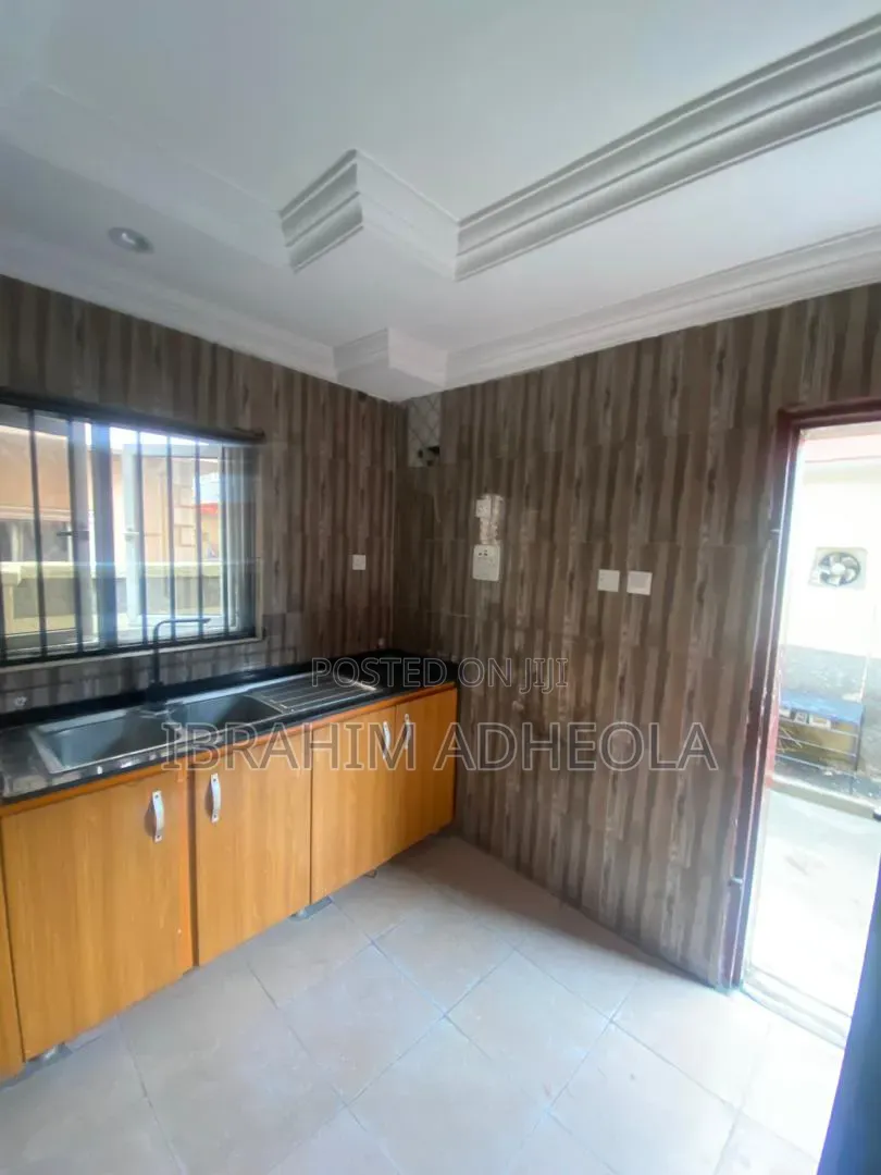 4bdrm Duplex in Magodo Gra Phase 2 for rent in GRA Phase 2 Shangisha