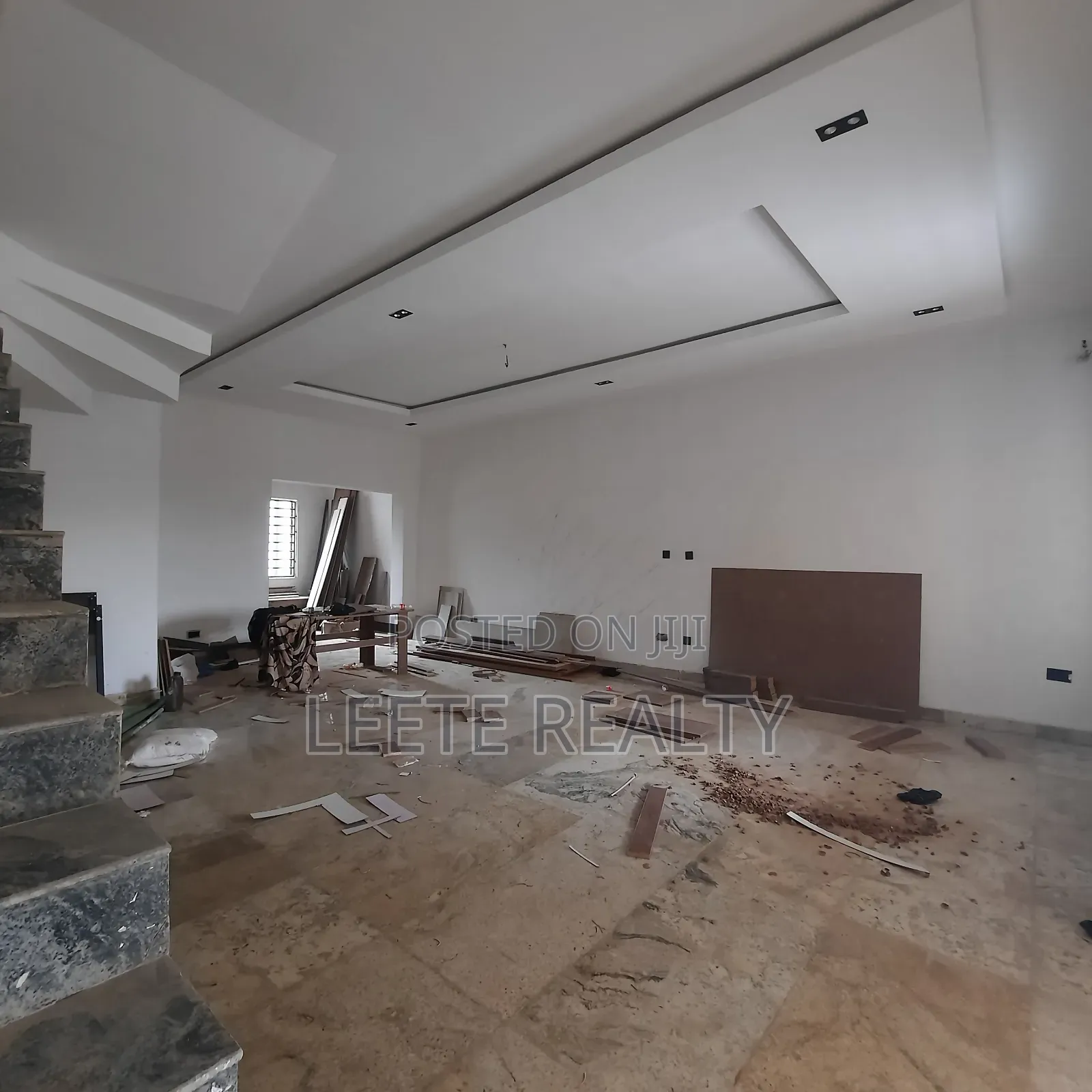 5bdrm Townhouse/Terrace in Jahi for sale in Jahi