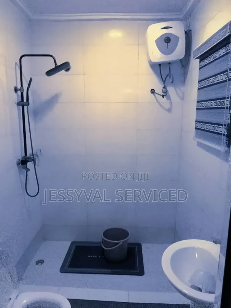 Massive Single Room Studio Apartment in Dawaki