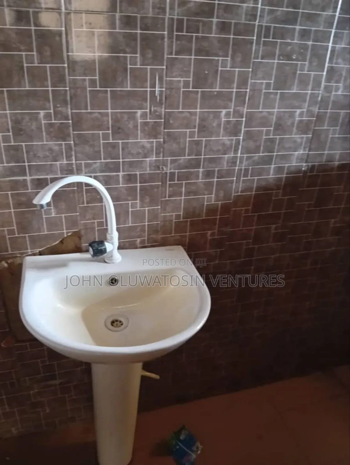 Mini Flat in Balogun, Ajibode for rent in Ajibode