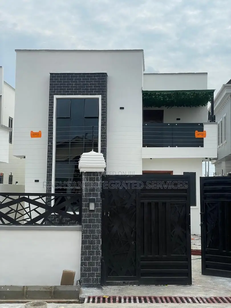 Furnished 4bdrm Duplex in Emmanuel Estate, Jericho for sale in Jericho