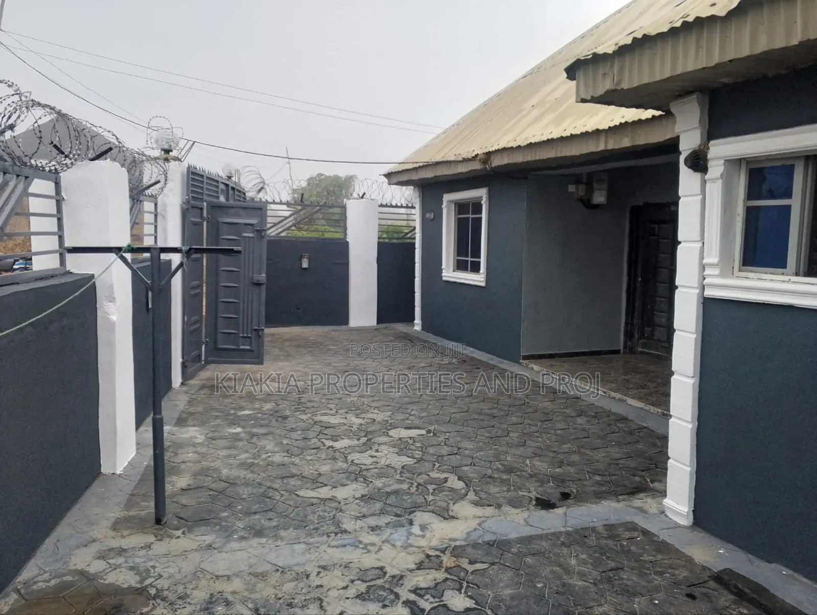 3bdrm Bungalow in Alabata, Moniya for sale in Moniya