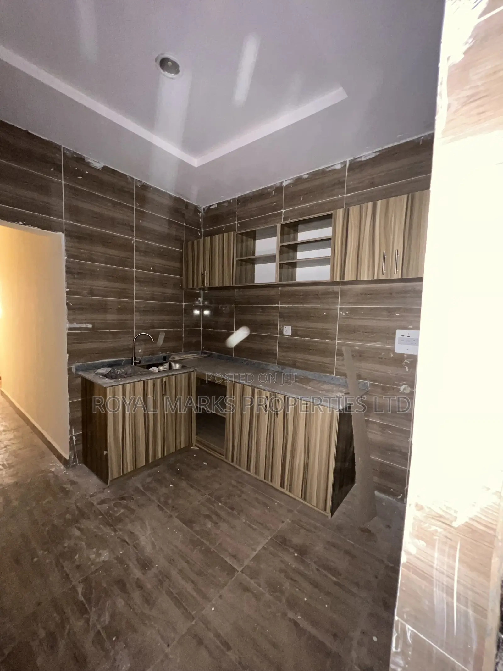 3bdrm Block of Flats in Utako for rent in Utako
