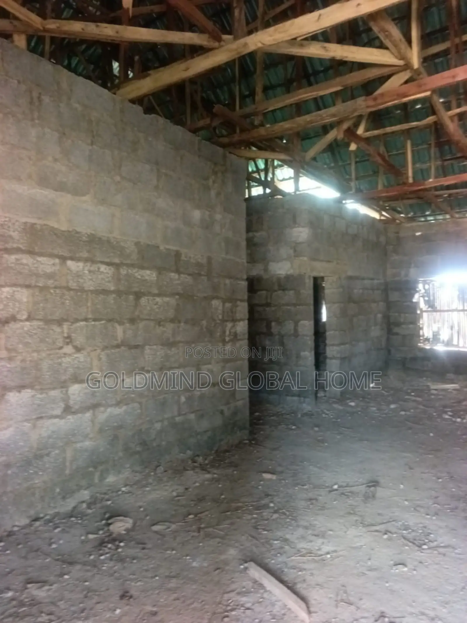 3bdrm Bungalow in Lugbe District. for sale in Sabon Lugbe